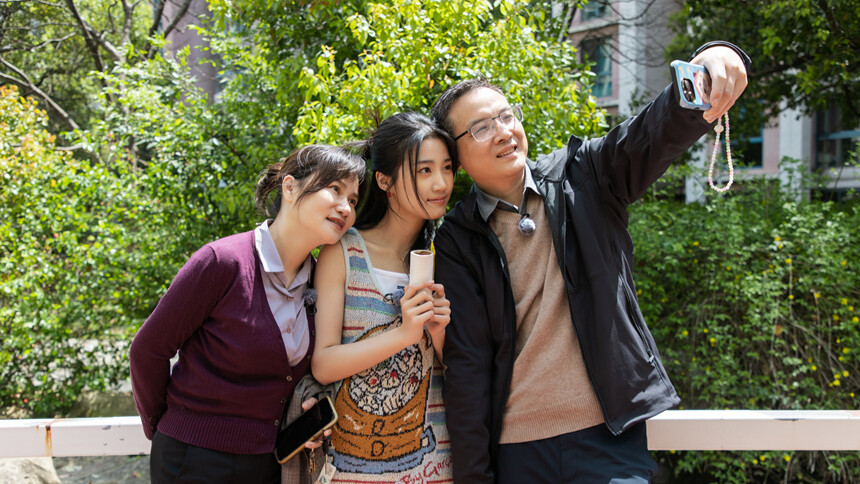 我家那闺女2024 加更版第5期：卢昱晓父母爱情适配度满分 旺旺首次体验MPV遇难题