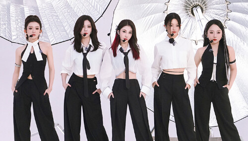 纯享：《Baby，Don't Cry》宋妍霏/马吟吟/张小婉/罗予彤/李嘉琦