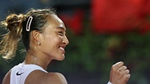 郑钦文首胜萨巴伦卡 晋级WTA1000罗马站女单半决赛