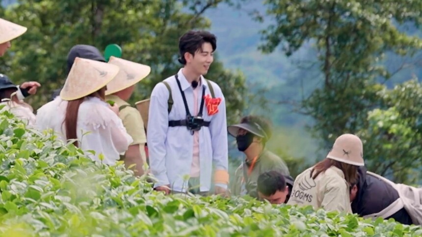 彩蛋：锤娜丽莎李川欢乐斗嘴