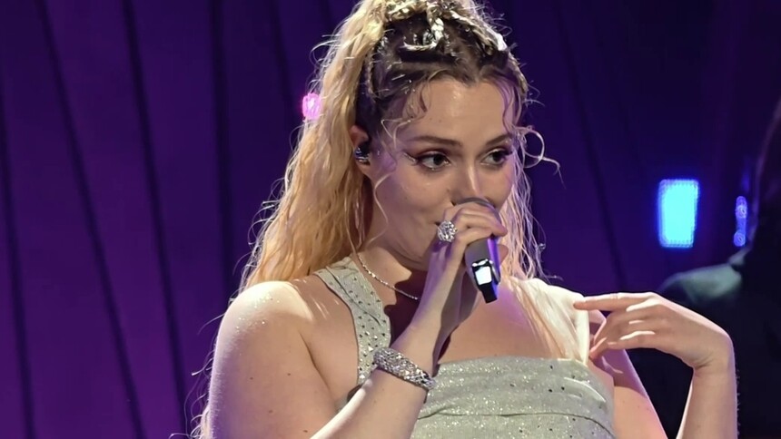 直拍：格瑞丝·金斯勒《闪闪惹人爱》