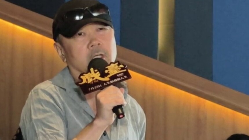 陈佩斯电影《戏台》首映 朱时茂蔡明现身打Call