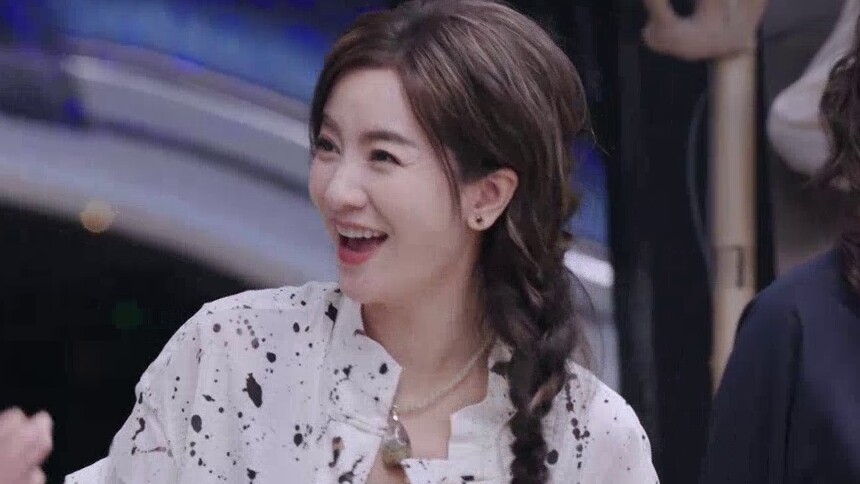 李晟和妈妈之间的反差萌