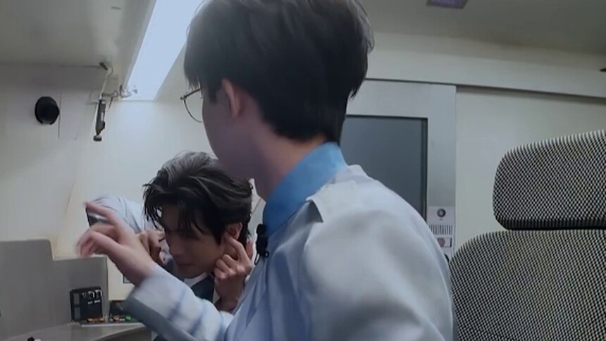 《密室大逃脱7大神版》动感地带芒果卡高光花絮：李晋晔何运晨答题不重要，吹空调才是真爱