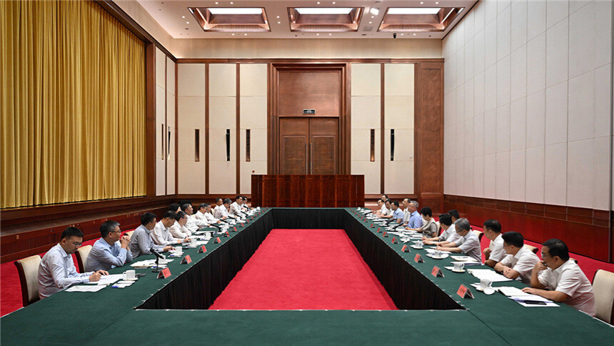 沈晓明与杨振斌 丁奎岭一行会谈