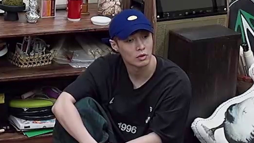 张艺兴现场表演“傻小子体力壮”？核心力量太强了