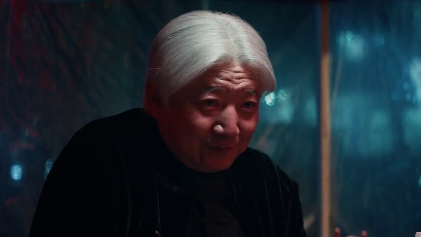 《震耳欲聋》“雨夜谈判”未曝光片段 王砚辉气场逼人，檀健次不卑不亢