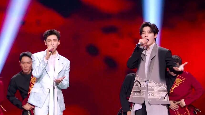 罗云熙方逸伦《天下》舞台热血感拉满