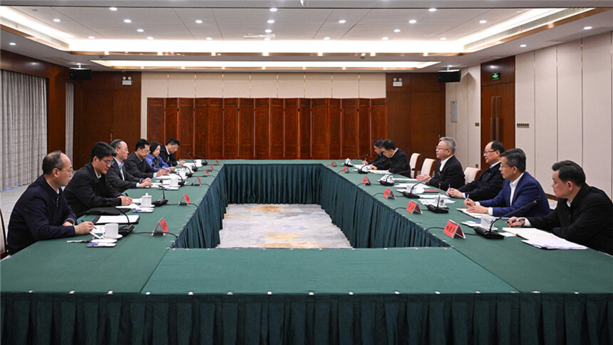 沈晓明毛伟明与李云泽一行会谈