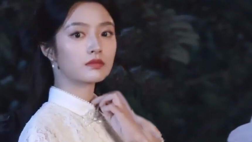 徐若晗《玉簟秋》路透释出 浅杏旗袍演绎民国风情