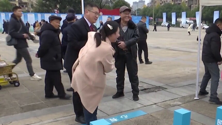 四川叙永：送法到基层 法治入民心