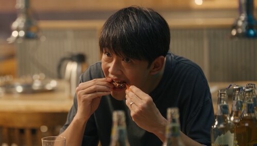 付玉东和李道奇吃烧烤谈心