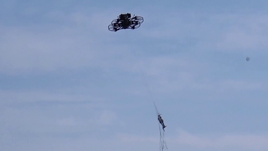 无人机“黑飞”怎么管？