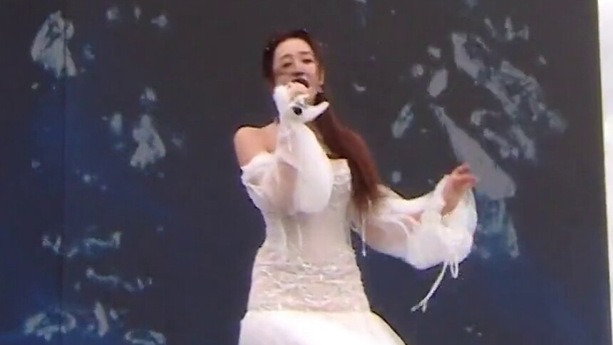 海陆/麦迪娜《雨蝶》心动直拍