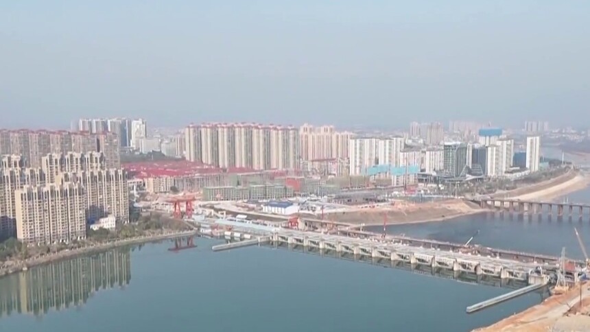 湖南各重点工程抢抓工期 项目开足马力