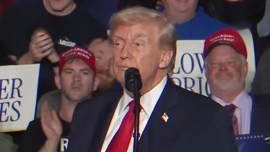 特朗普：还有一支舰队正驶向伊朗 希望达成协议