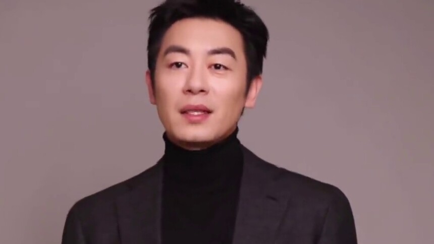 朱亚文祝大家新年龙马精神马到成功