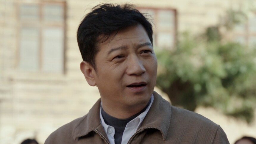 元义捡剩菜被欺负，先进当街维护，安全感拉满