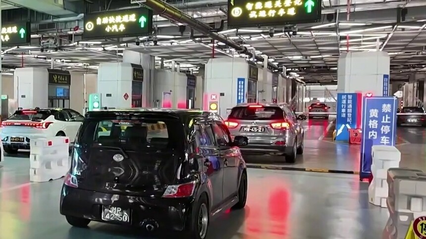 从8分钟到50秒 横琴口岸通关改革跑出“加速度”