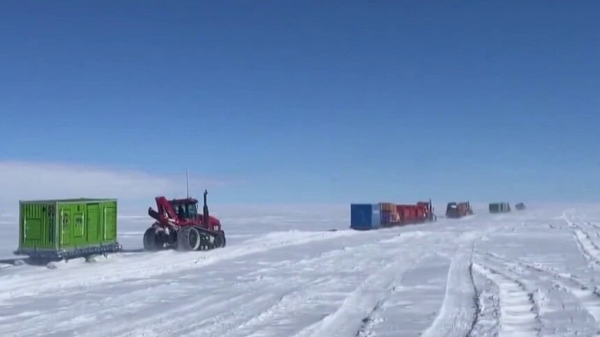“雪龙”号返回上海 南极考察取得丰硕成果