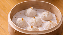 满满的蟹黄和蟹肉在向你招手！