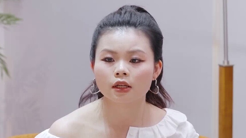 Cindy范丽娜遭遇“重男轻女”困境