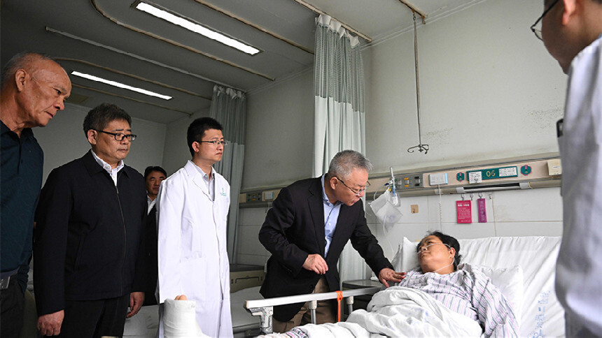 沈晓明看望浏阳华盛烟花厂爆炸事故收治伤员 科学治疗 精心护理 全力保障每一名受伤群众早日痊愈