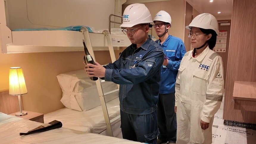 试航进行时 “爱达·花城号”完成全船振动噪声测试