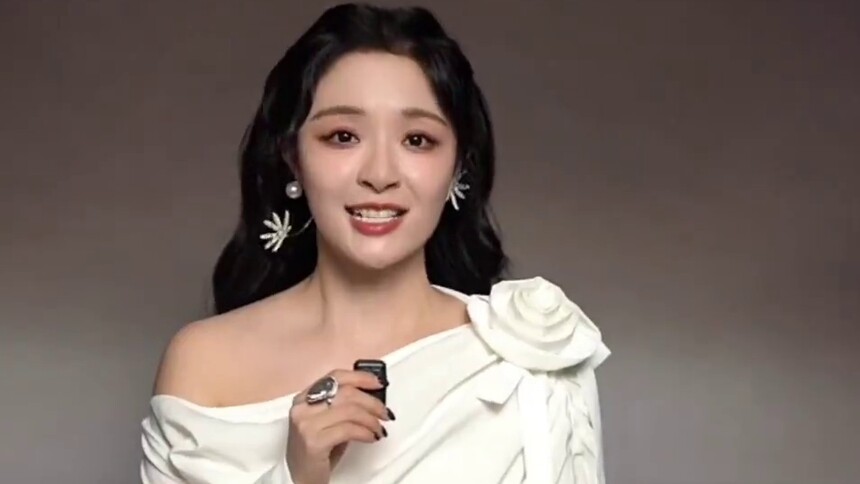 和李莎旻子一起为高考加油