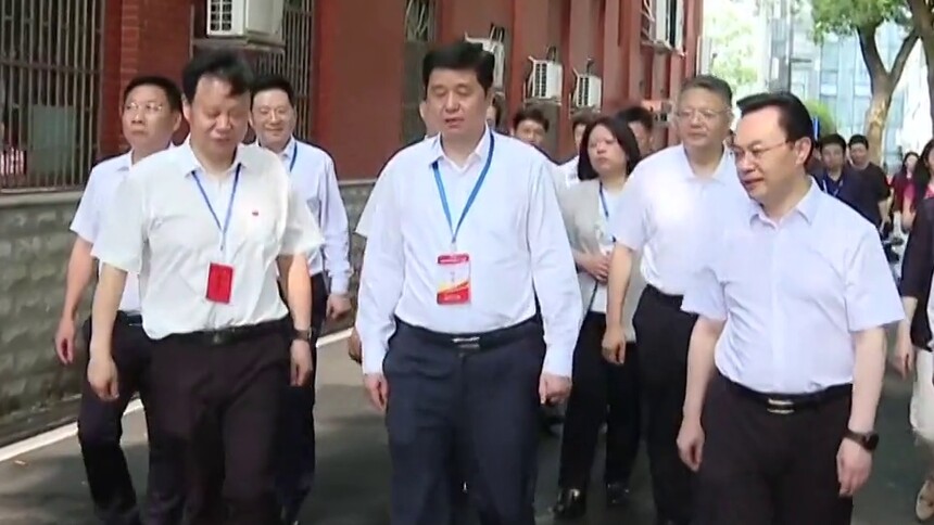 余红胜 刘扬巡查2026年高考工作