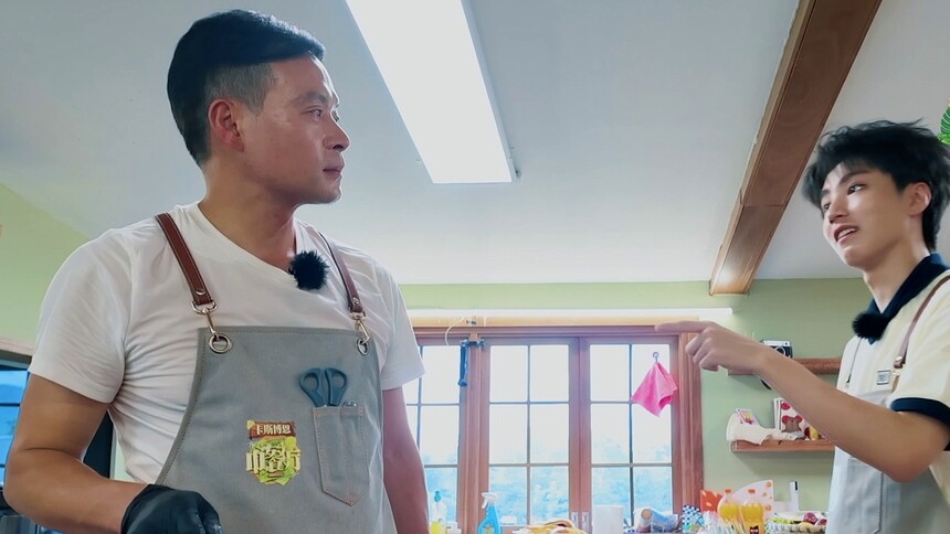 《中餐厅·南洋拾光季》7月31日精彩看点：王俊凯调侃林大厨“侵权” 尹浩宇亲自下厨招待妈妈