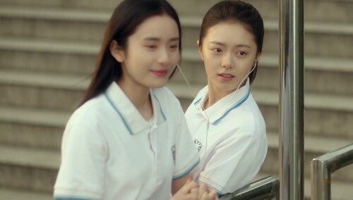 “顶级军师”为姐妹的感情添砖加瓦