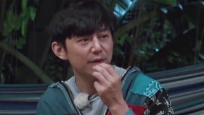 长大后朋友们渐行渐远？何老师：留在身边一辈子很难