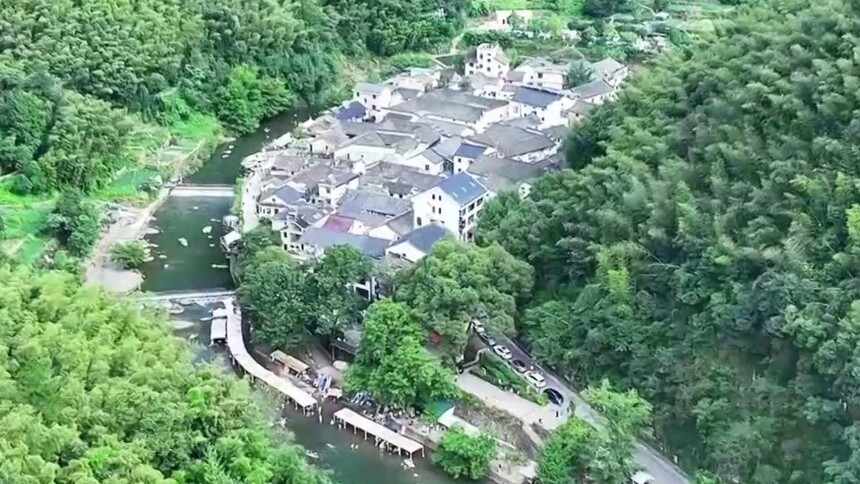 奔县去｜感受这份清凉 游客奔向桐庐马岭古道