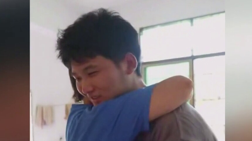 泪目祖孙情！浏阳农家少年陈阳圆梦哈工大：父母早年离异 父亲患病由奶奶抚养长大