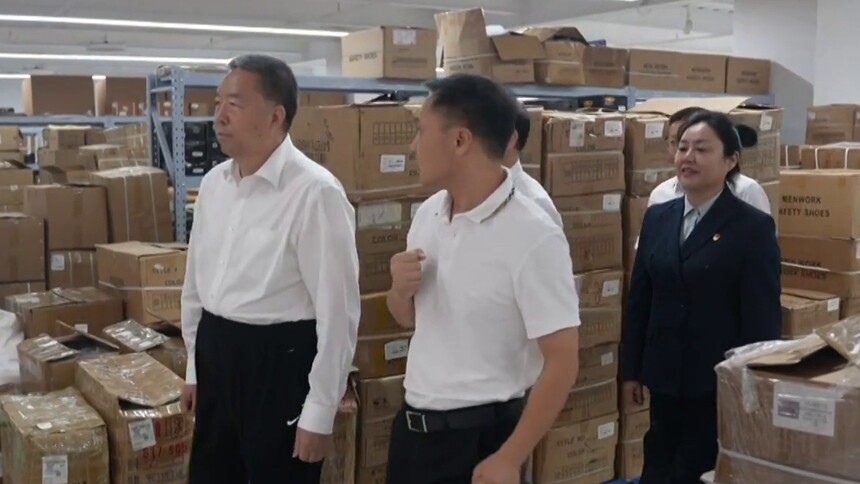 毛万春在长沙永讯科技有限公司调研 践行“企业服务年”行动 助力科创企业高质量发展