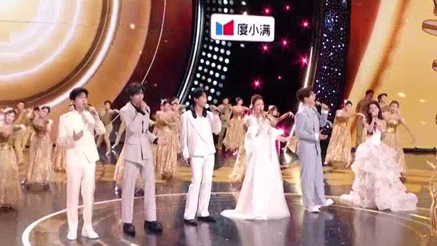 纯享版：结尾曲《向光而行》