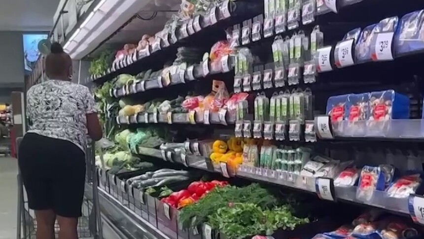 美国消费者信心指数继续下跌 通胀预期上升