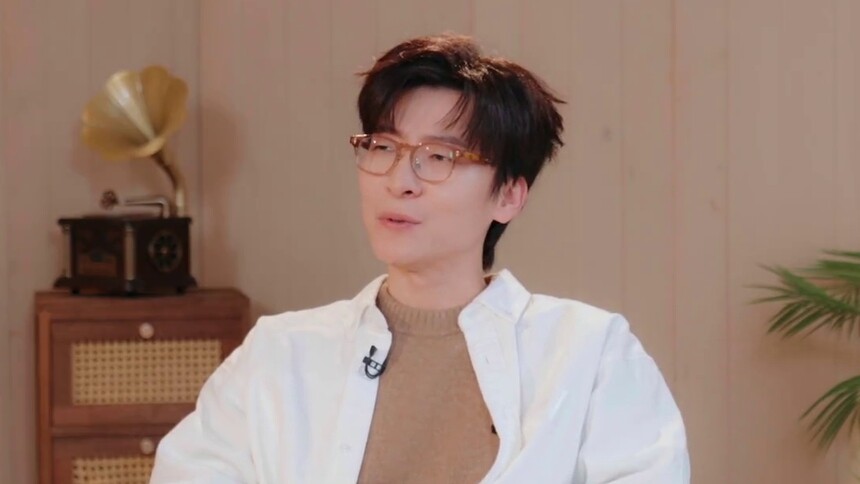 王啸坤直言唱跳舞台“绝望”